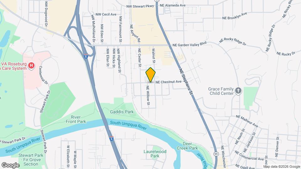 345 NE Chestnut Ave Map and Location Details