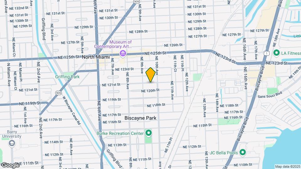 940 NE 121st St Map and Location Details