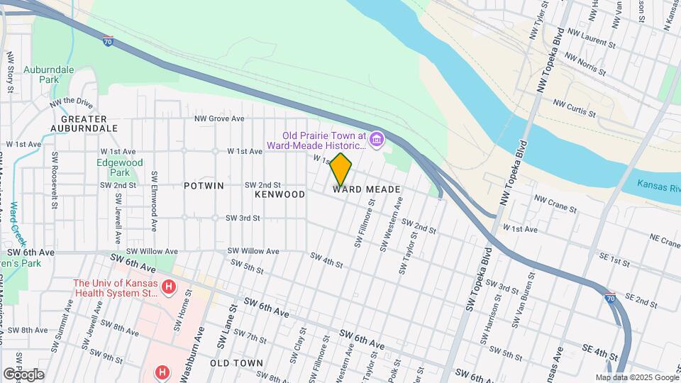 131 SW Clay St Map and Location Details