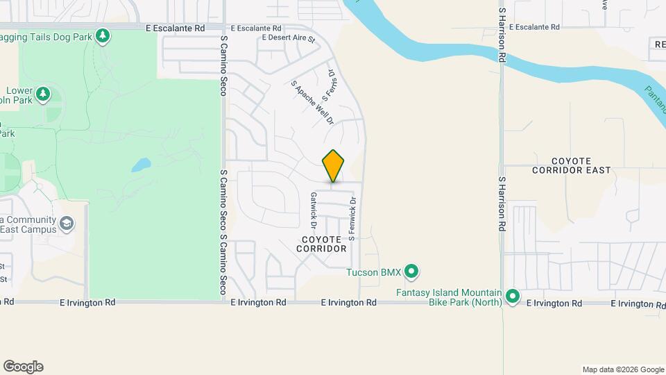 9011 E Weyburn Dr Mapa y Detalles de la Ubicación