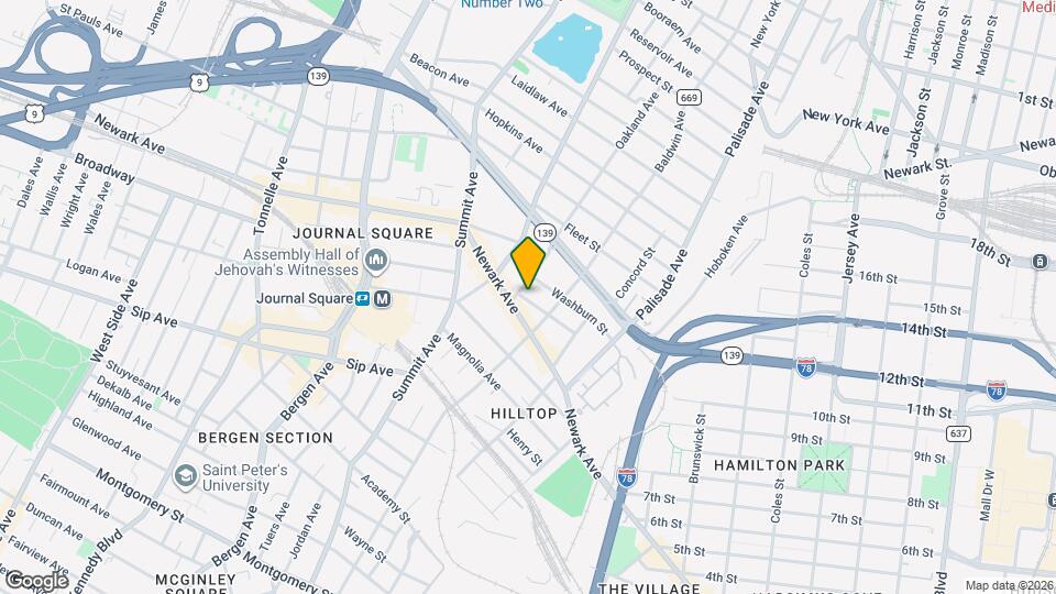 90 Court House Pl Map and Location Details