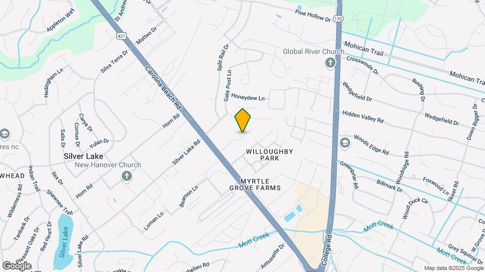 Woodridge Pointe Apartments Map and Location Details