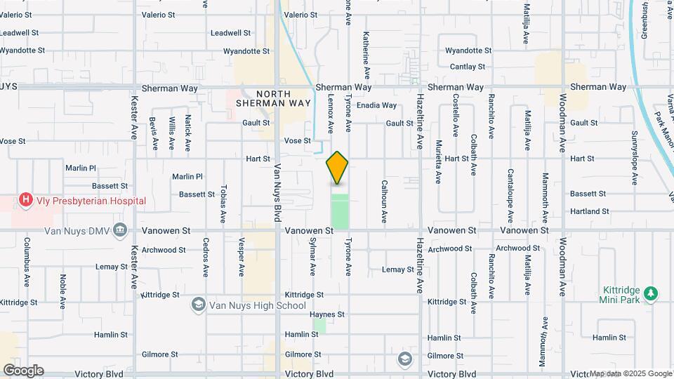 6904 Lennox Ave Map and Location Details