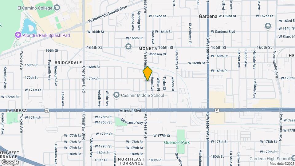 17016 Van Ness Ave Mapa y Detalles de la Ubicación