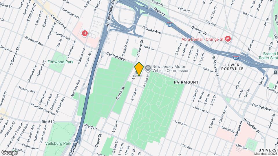 203 Hollywood Ave Map and Location Details