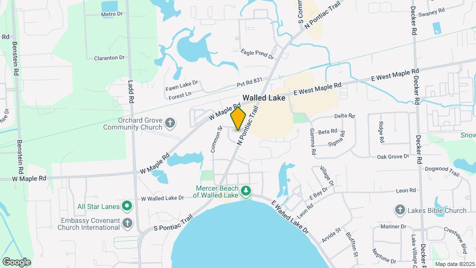 579 N Pontiac Trail Map and Location Details