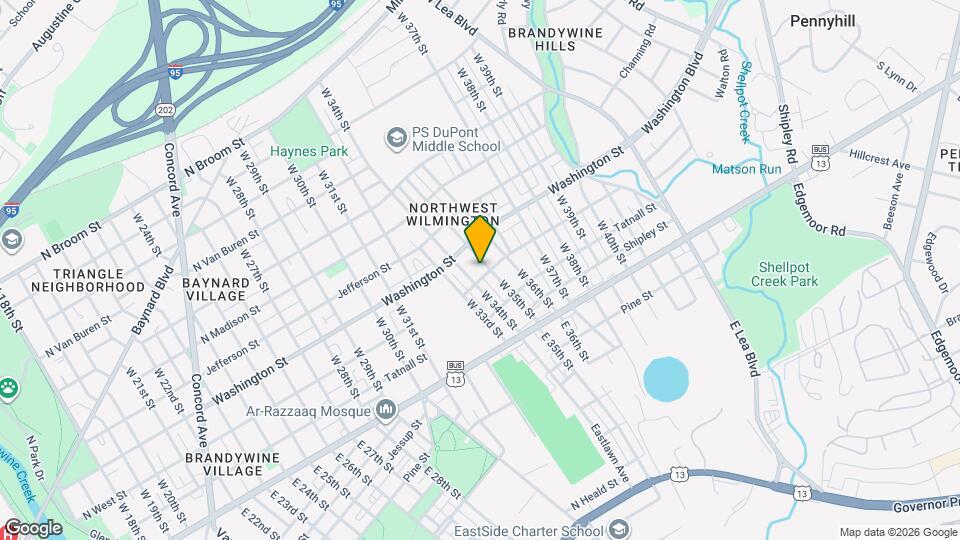 204 W 35th St Map and Location Details