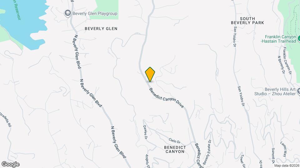 1664 Benedict Canyon Drive Map and Location Details