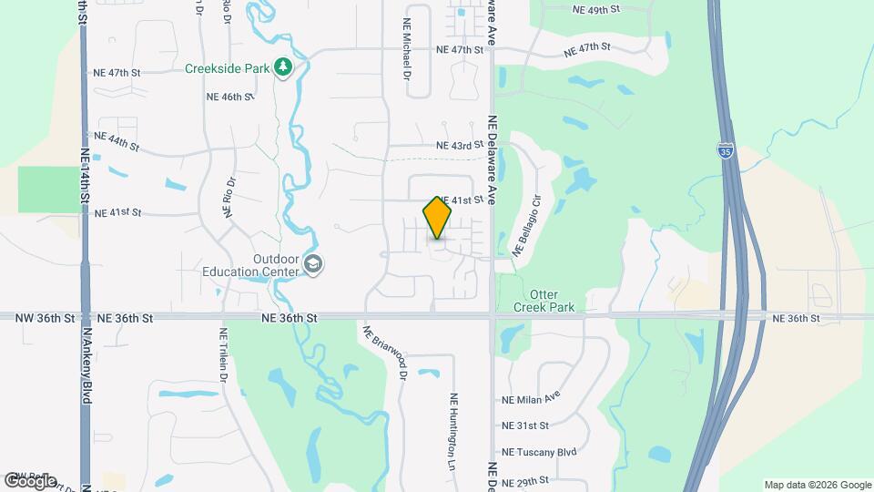 1019 NE Greenview Dr Map and Location Details