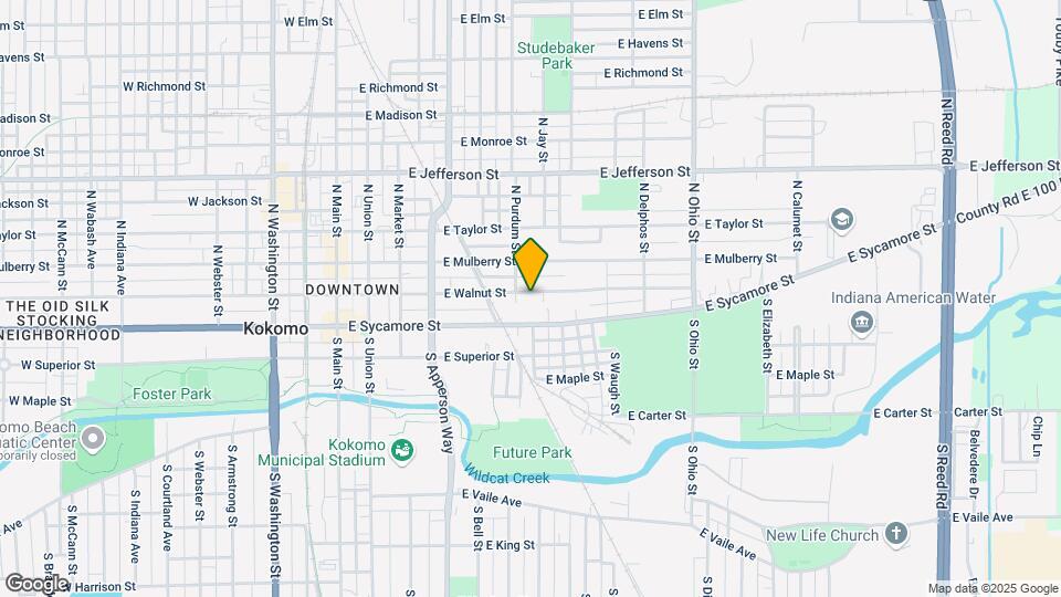 715 E Walnut St Map and Location Details