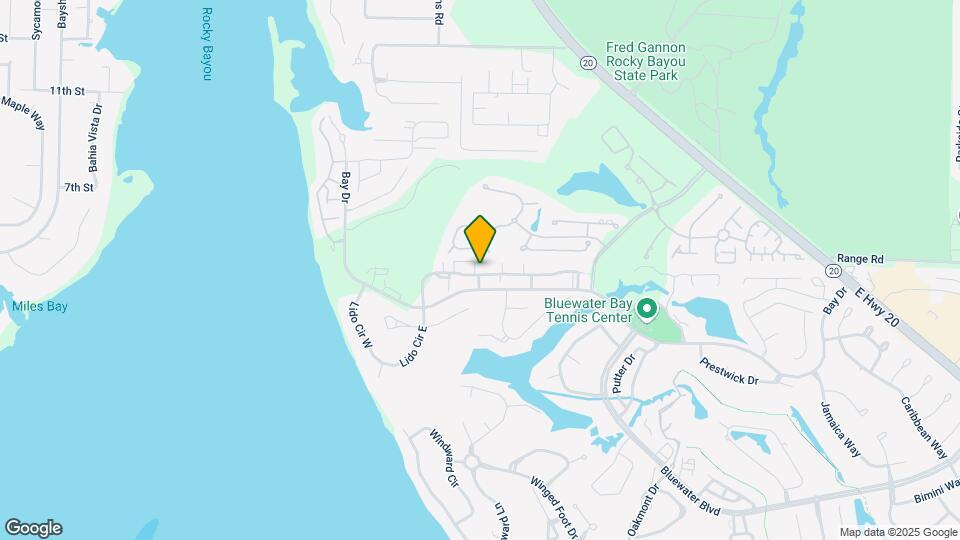 900 Bay Dr Map and Location Details