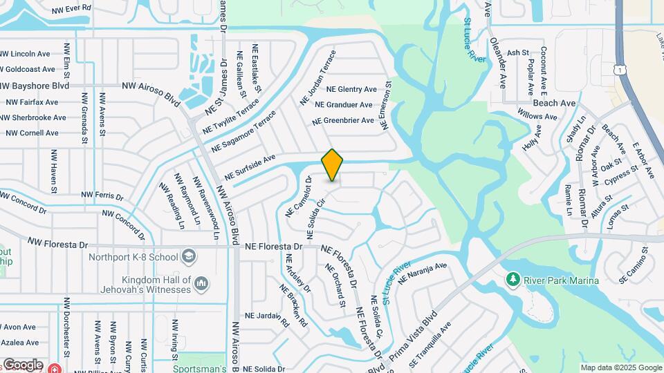 303 NE Solida Cir Map and Location Details