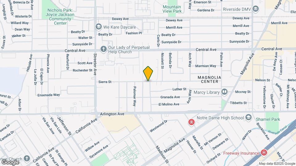 6813 Valencia St Map and Location Details