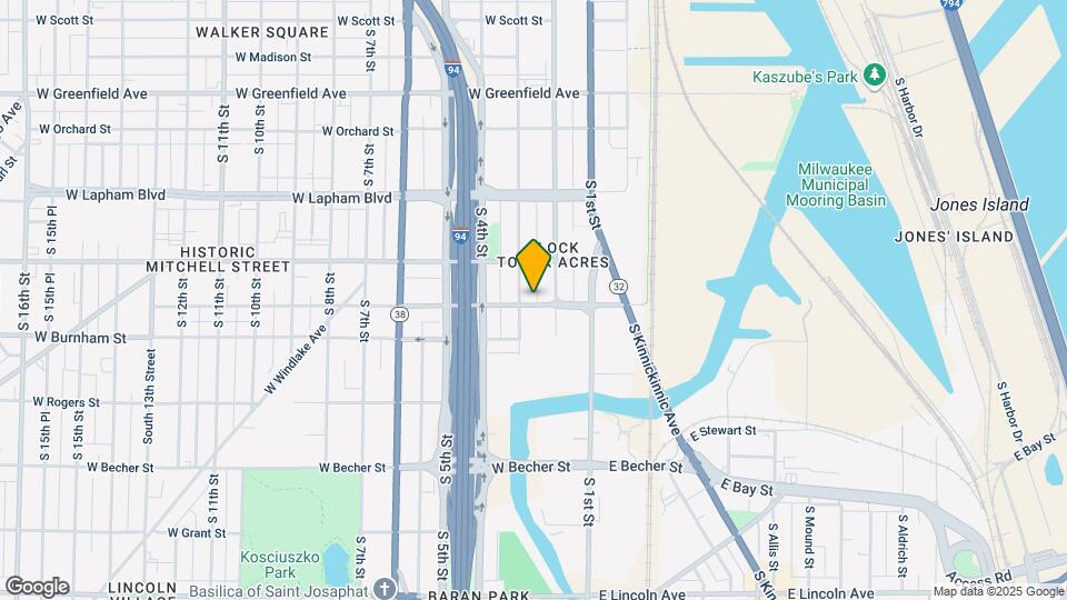 220 W Maple St, Unit 220 Mapa y Detalles de la Ubicación