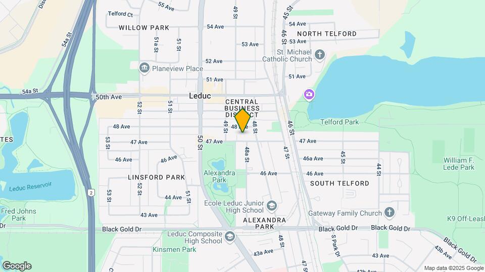 Summit Square & Summit Court Apartments Map and Location Details
