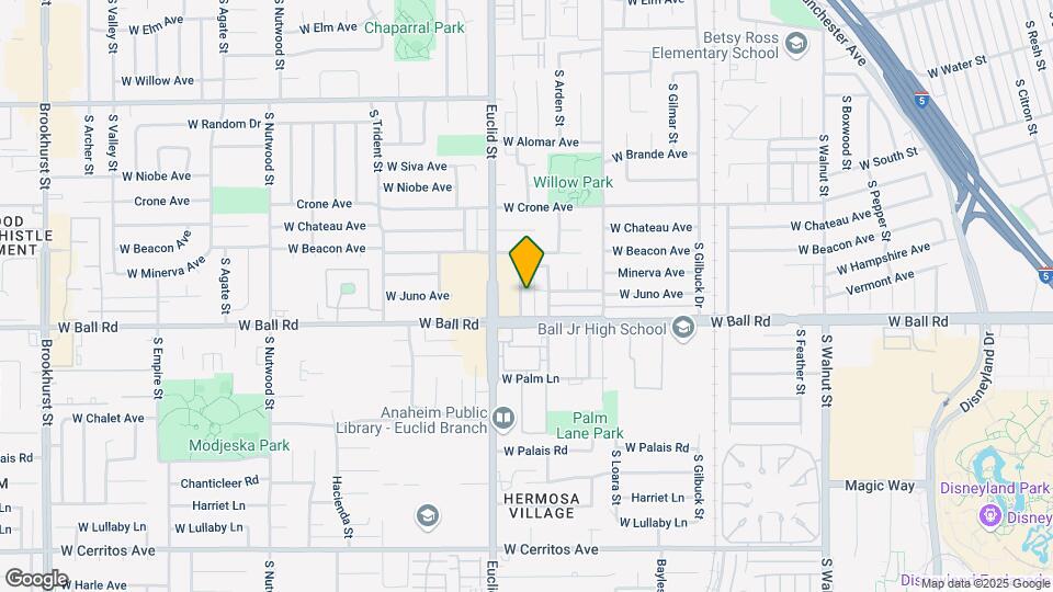 937 S Roberts St Map and Location Details