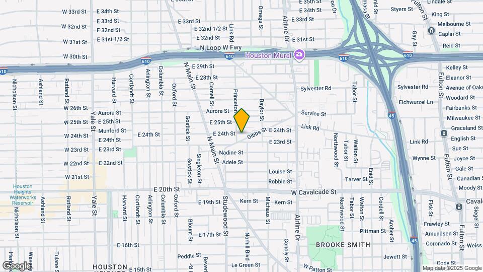 906 E 24th St Map and Location Details