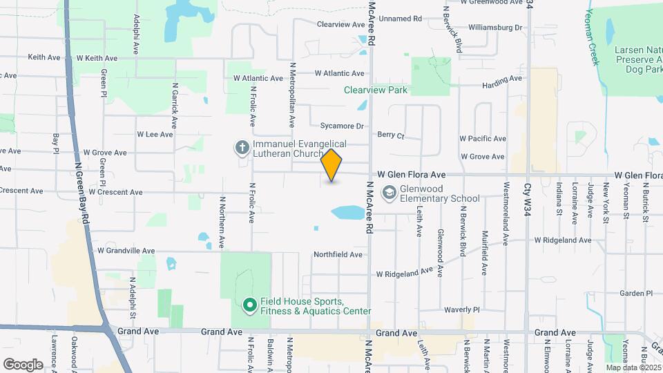 Cinnamon Lake Towers Apartments in Waukegan, IL