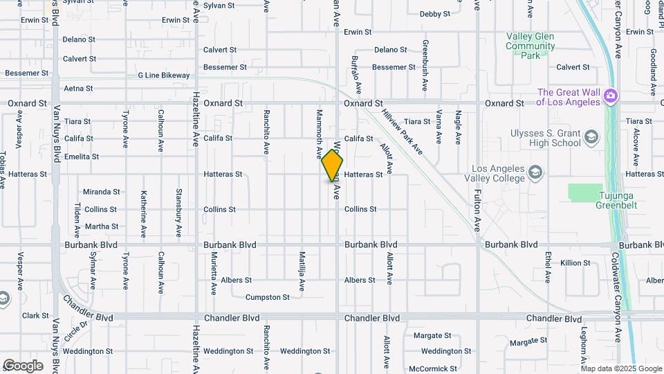 5735 Woodman Ave Mapa y Detalles de la Ubicación