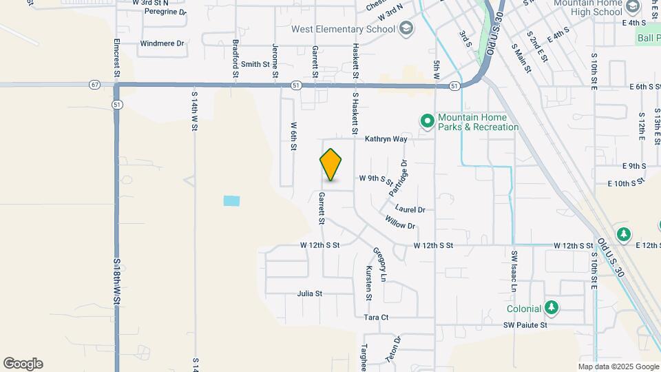 960 Poplar Dr Map and Location Details