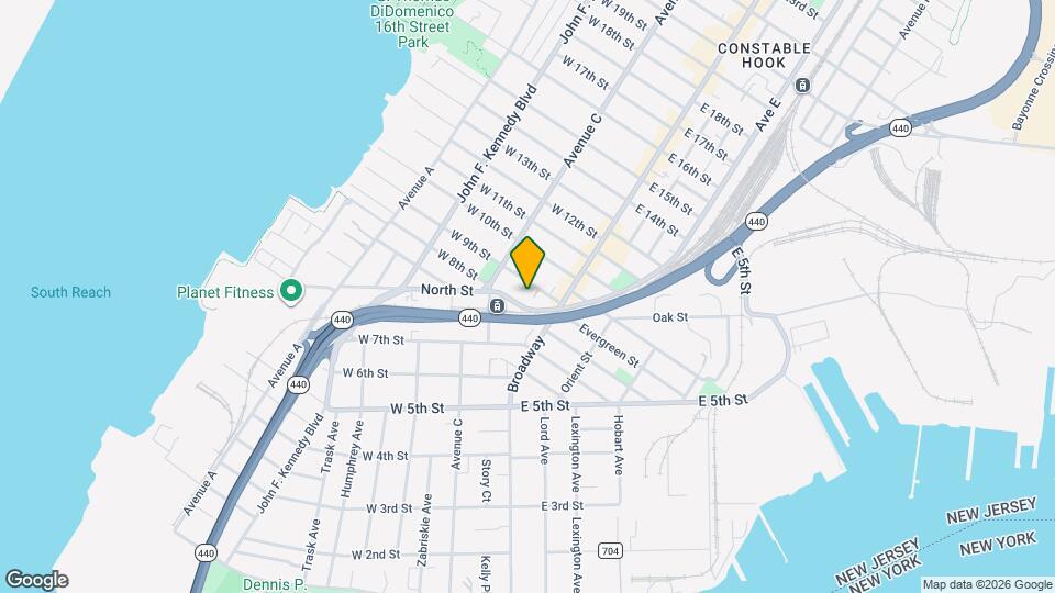 25 W 8th St Map and Location Details