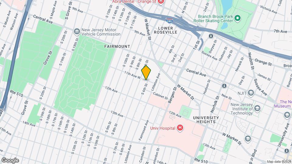 38 11th Ave W Map and Location Details