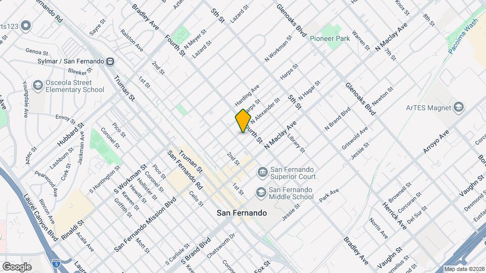 310 N Alexander St Mapa y Detalles de la Ubicación