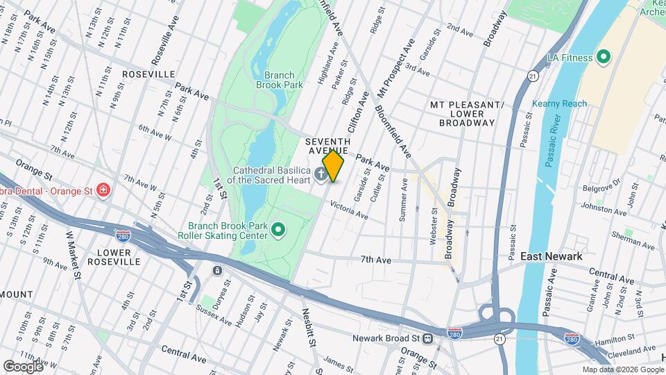 139 Clifton Ave Map and Location Details