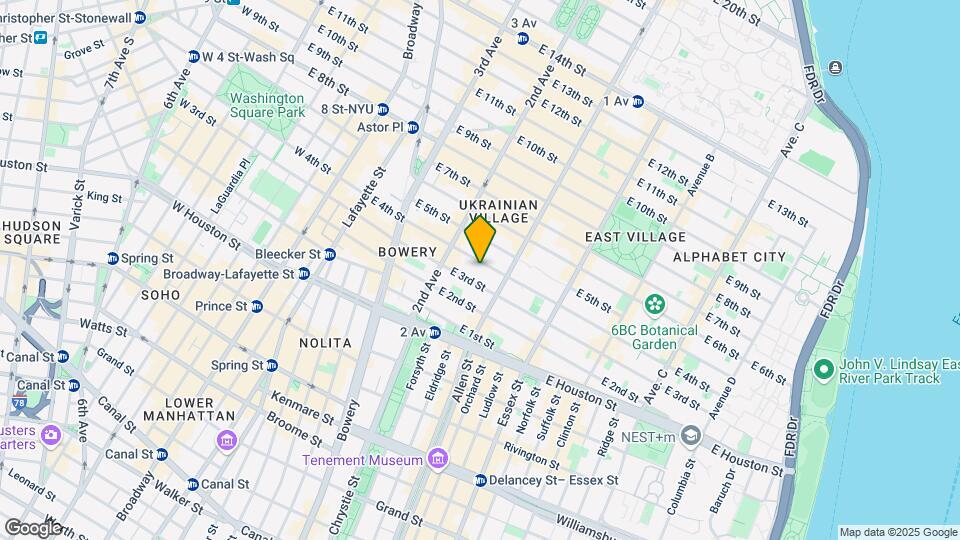 112-116 E 4th St Mapa y Detalles de la Ubicación