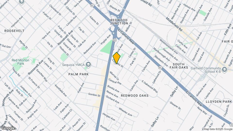 134 Cypress St, Unit B Map and Location Details