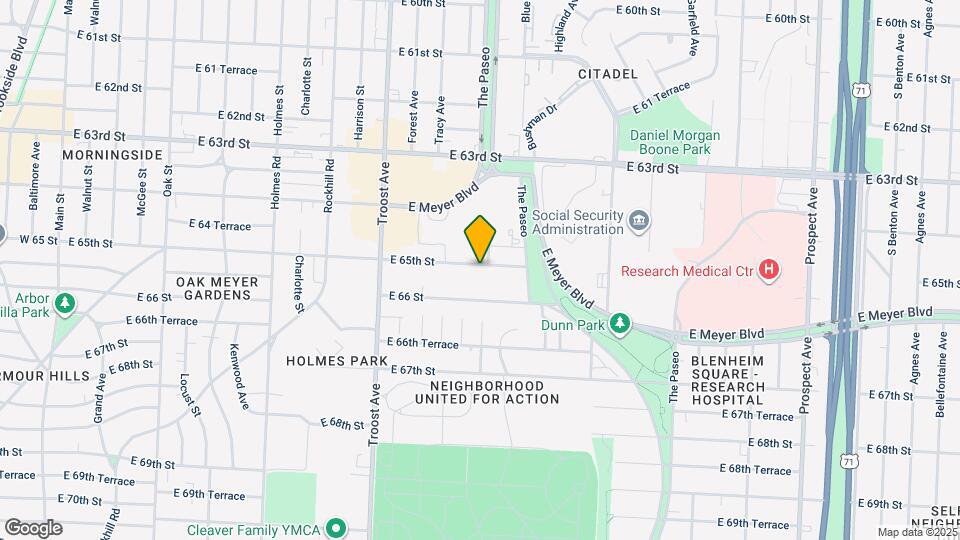 1195 E 65th St Map and Location Details