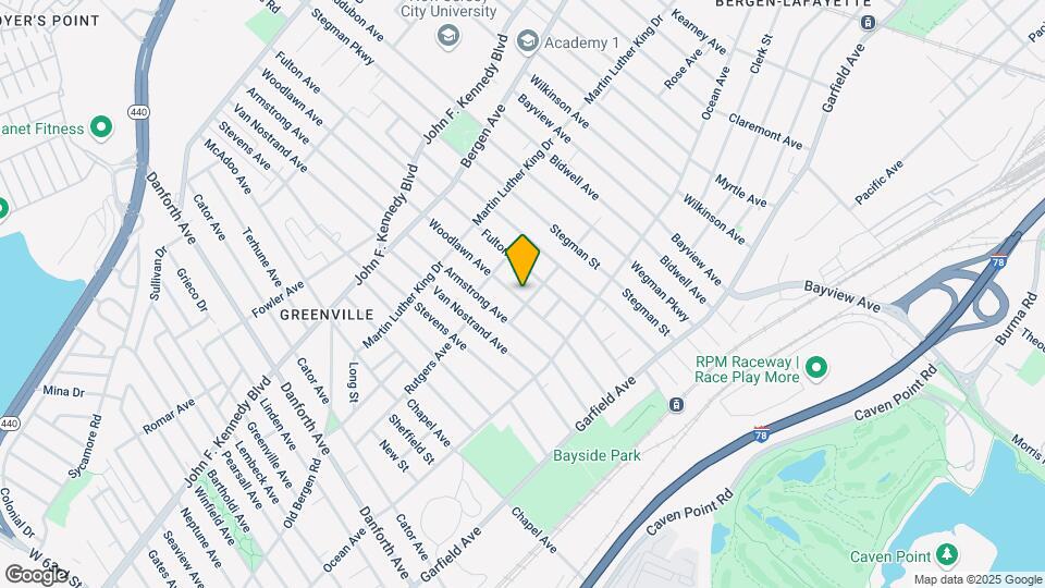112 Woodlawn Ave, Unit 2 Map and Location Details