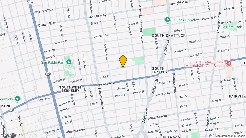 1652 RUSSELL ST Mapa y Detalles de la Ubicación