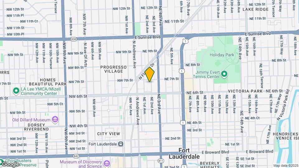 633 NE 2nd Ave Map and Location Details