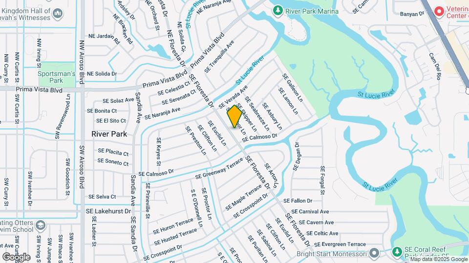 573 SE Floresta Dr Map and Location Details