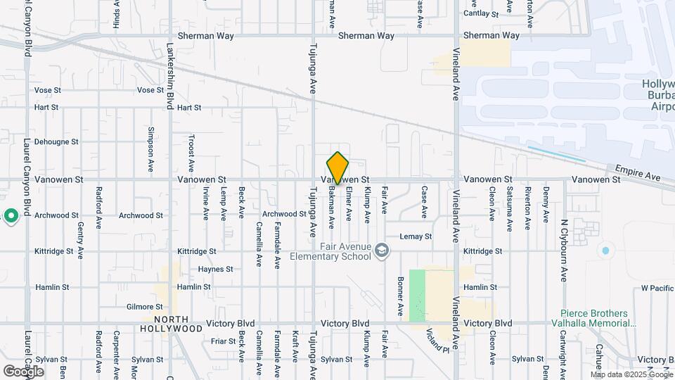 6734 Bakman Ave Map and Location Details