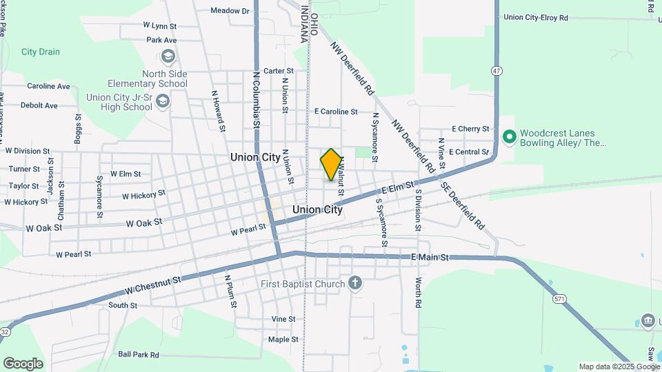 211 E Oak St, Unit 2111/2EOak Mapa y Detalles de la Ubicación