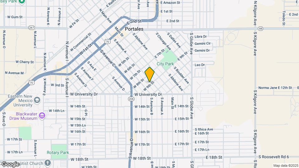 208 W 9th St Map and Location Details