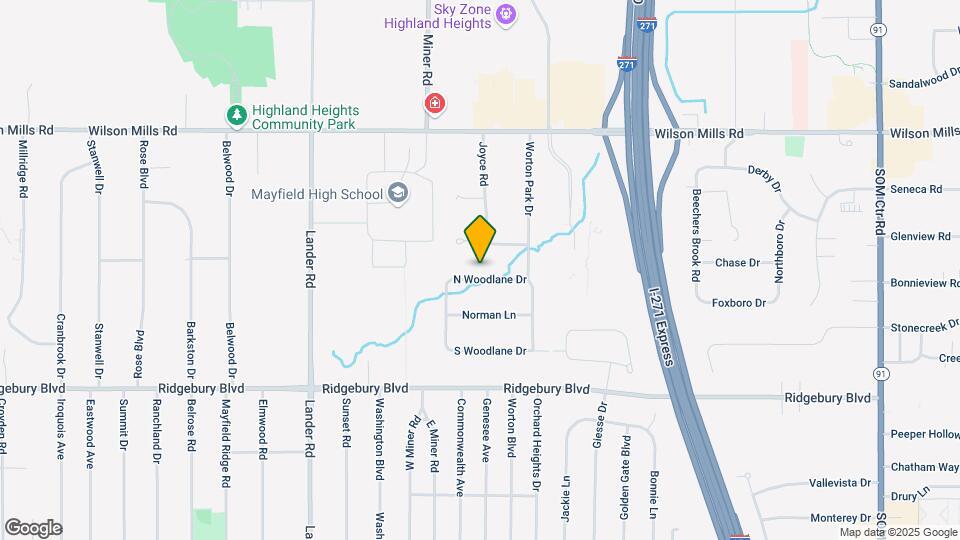 6195 N Woodlane Dr Map and Location Details