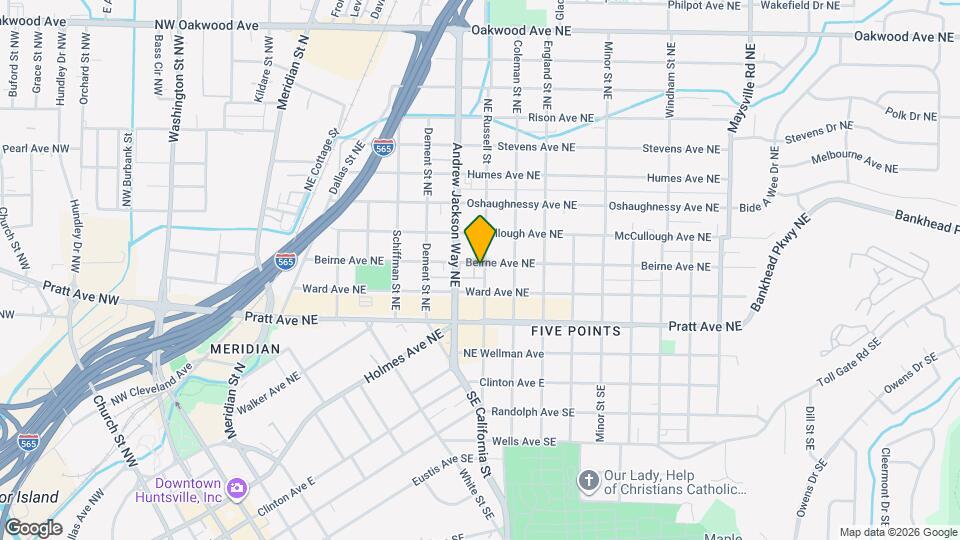 427 NE Russell St Map and Location Details