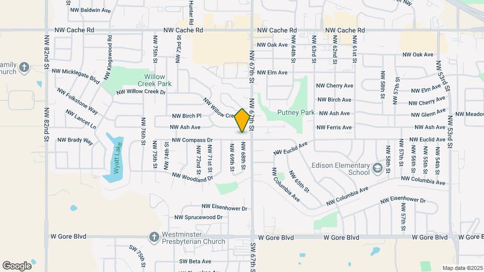 6707 NW Compass Dr Map and Location Details