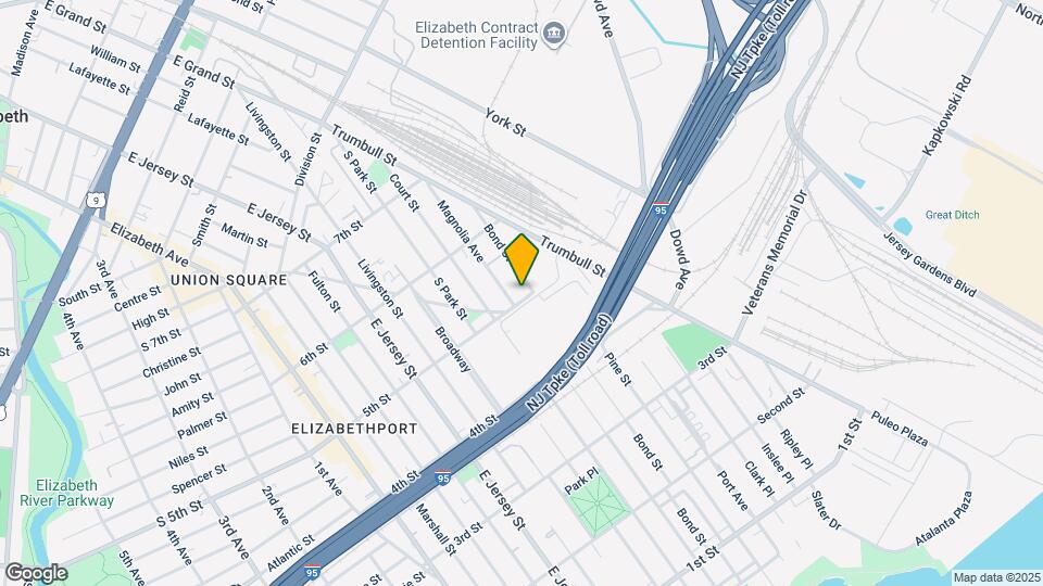 208 5th St Map and Location Details