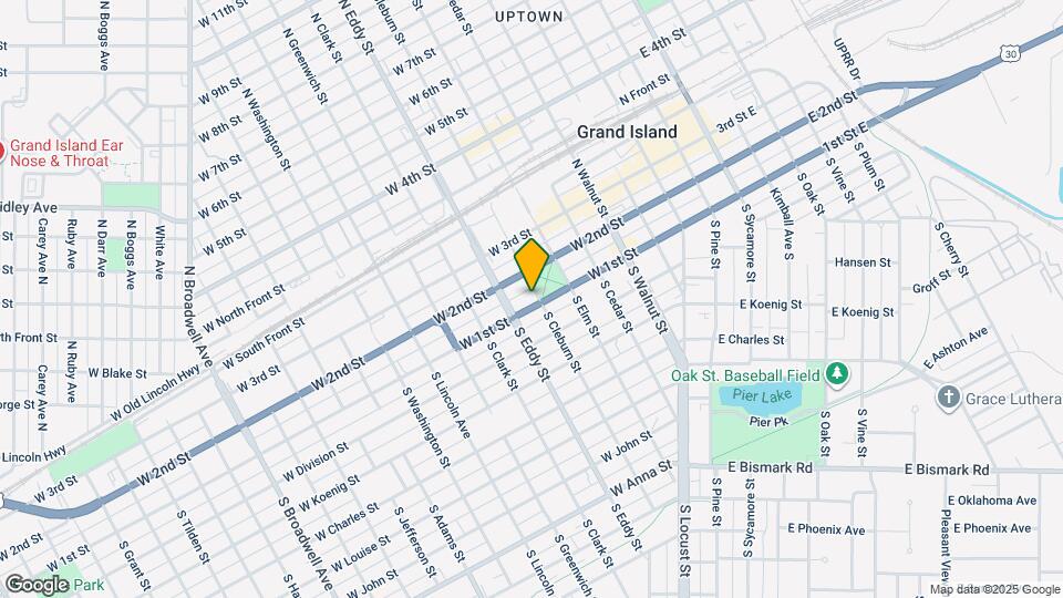 704 W 1st St Map and Location Details