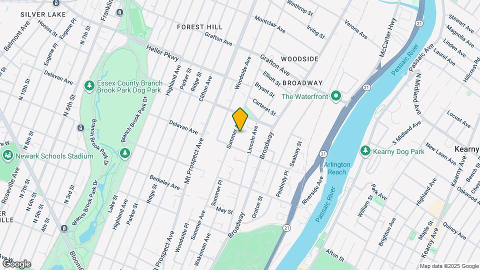 583 Summer Ave Mapa y Detalles de la Ubicación