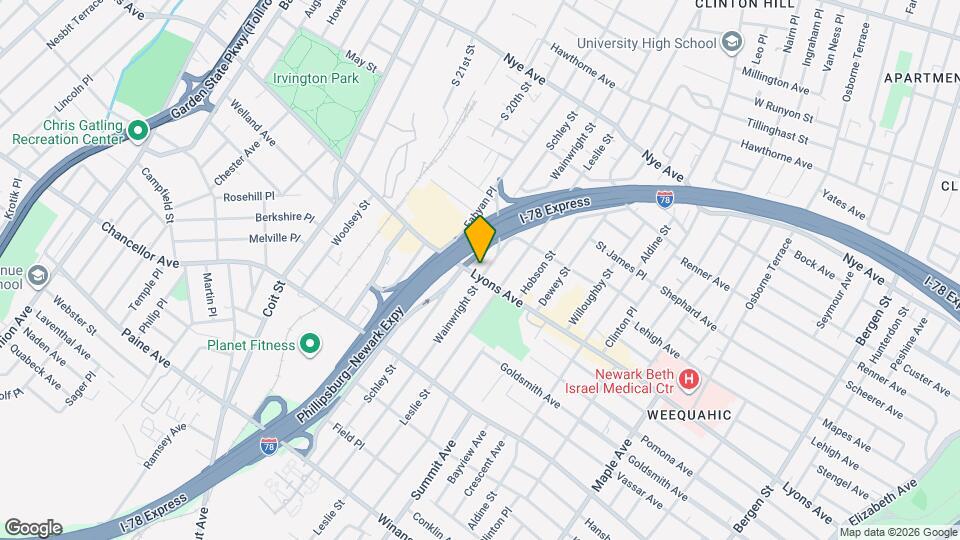 413 Lyons Ave Map and Location Details