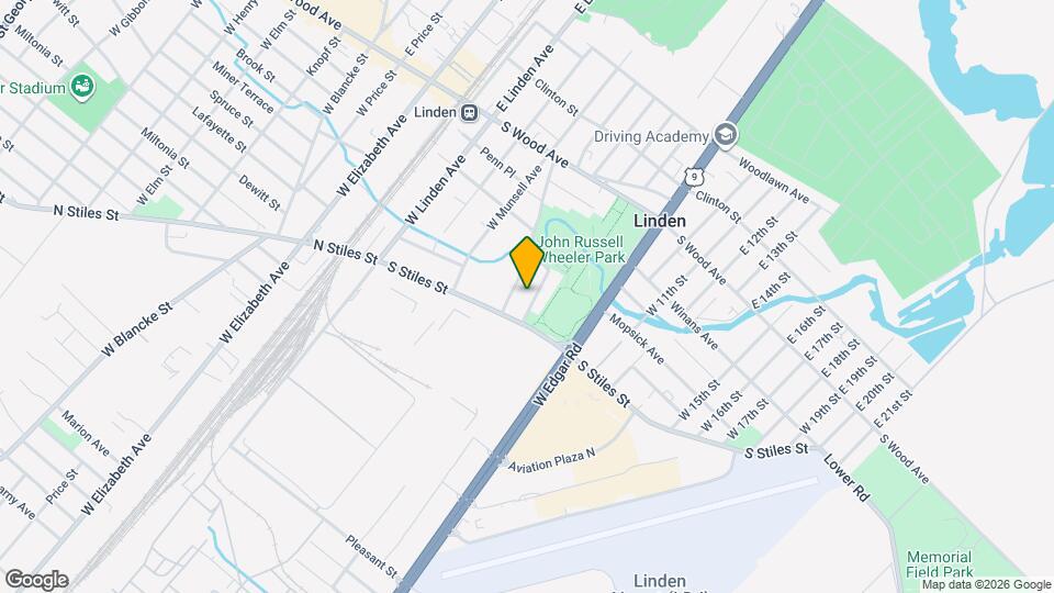 400 Kennedy Dr Map and Location Details