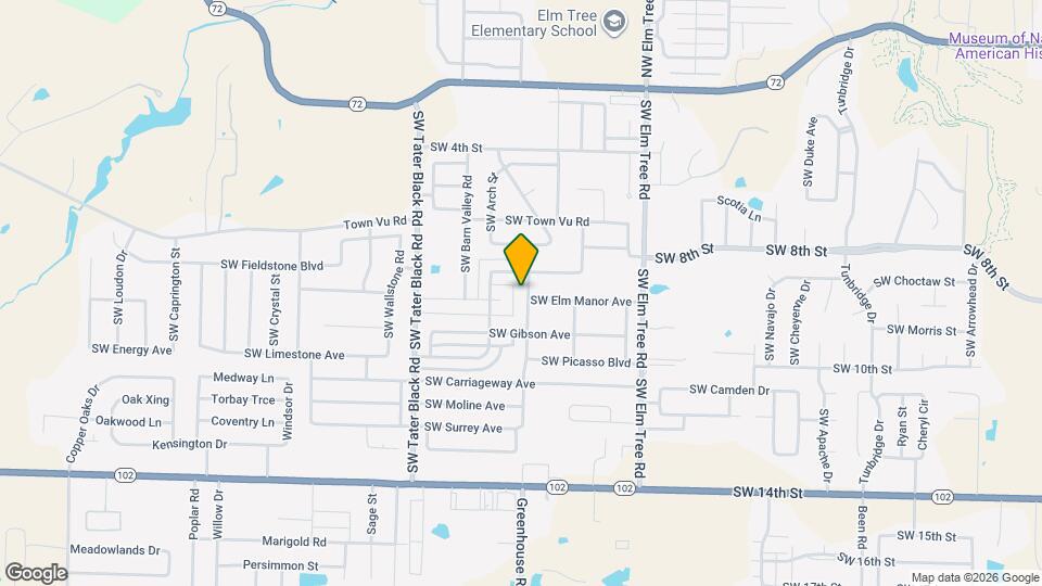 704 SW Cabriolet St Map and Location Details