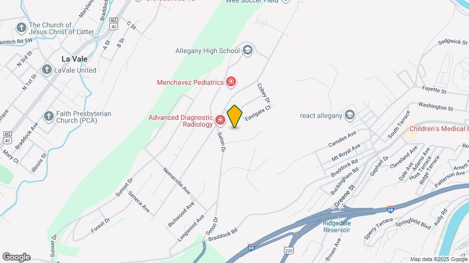 935 Pinecrest Dr Map and Location Details