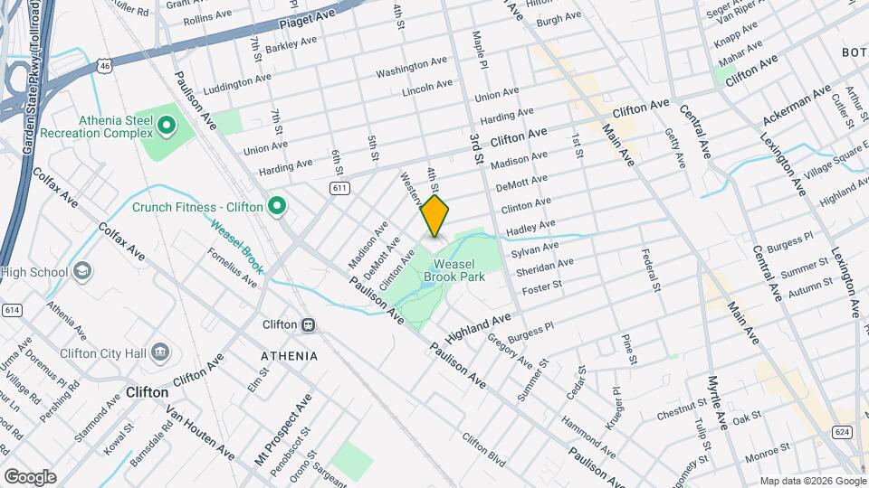 2 Westervelt Pl Map and Location Details