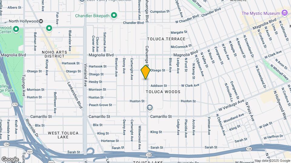 5017 Cahuenga Blvd Map and Location Details